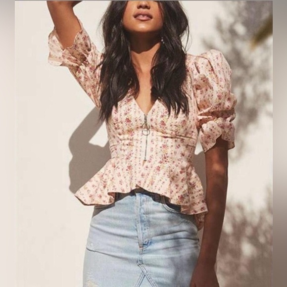 NWOT Revolve Petersyn Mimi Zip Peplum Top Beige Pink Sz Small  Cottage Victorian - Picture 1 of 16